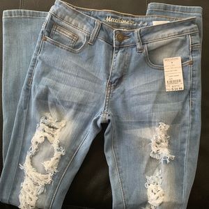 LT Distressed Rip Jean Light Wash 👖